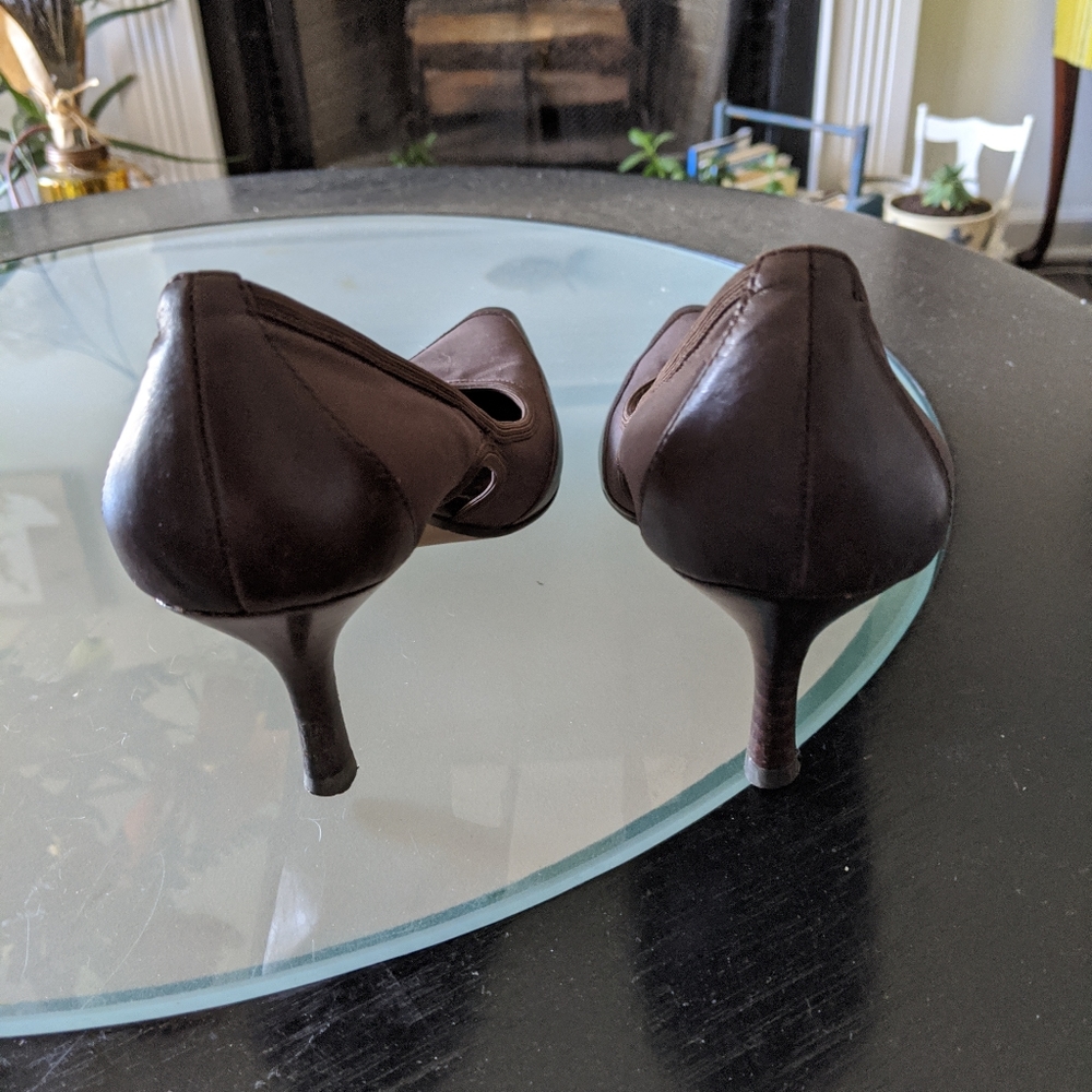 Shoes - Picture 2 of 4